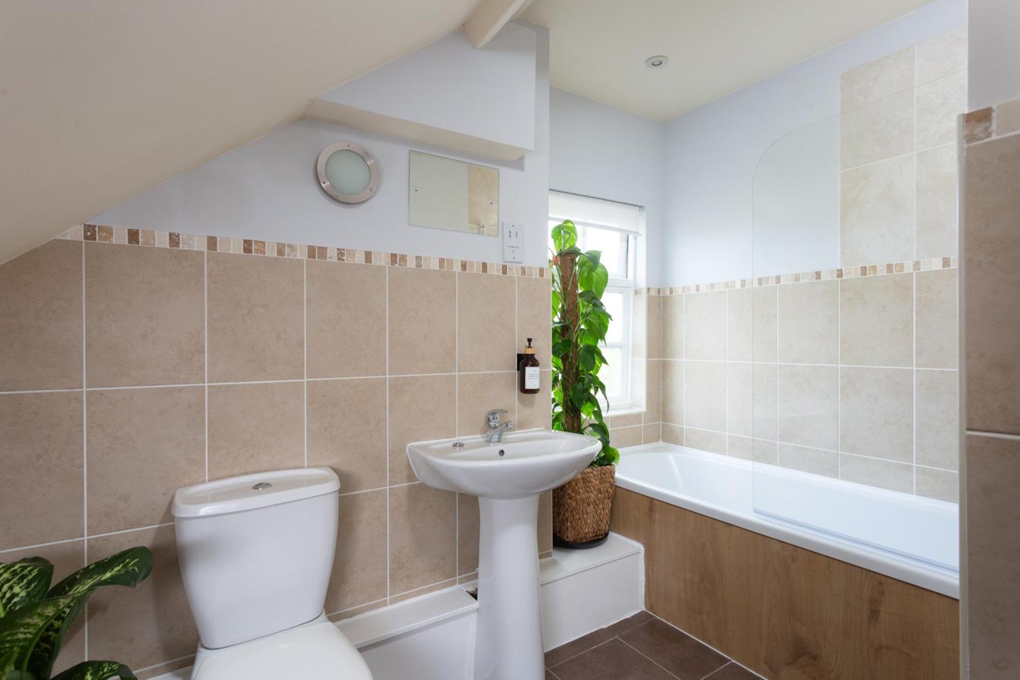 Bootham Court Grade Ii Duplex With Free Parking & Wi-fi - Sleeps 2-6 People Apartemen